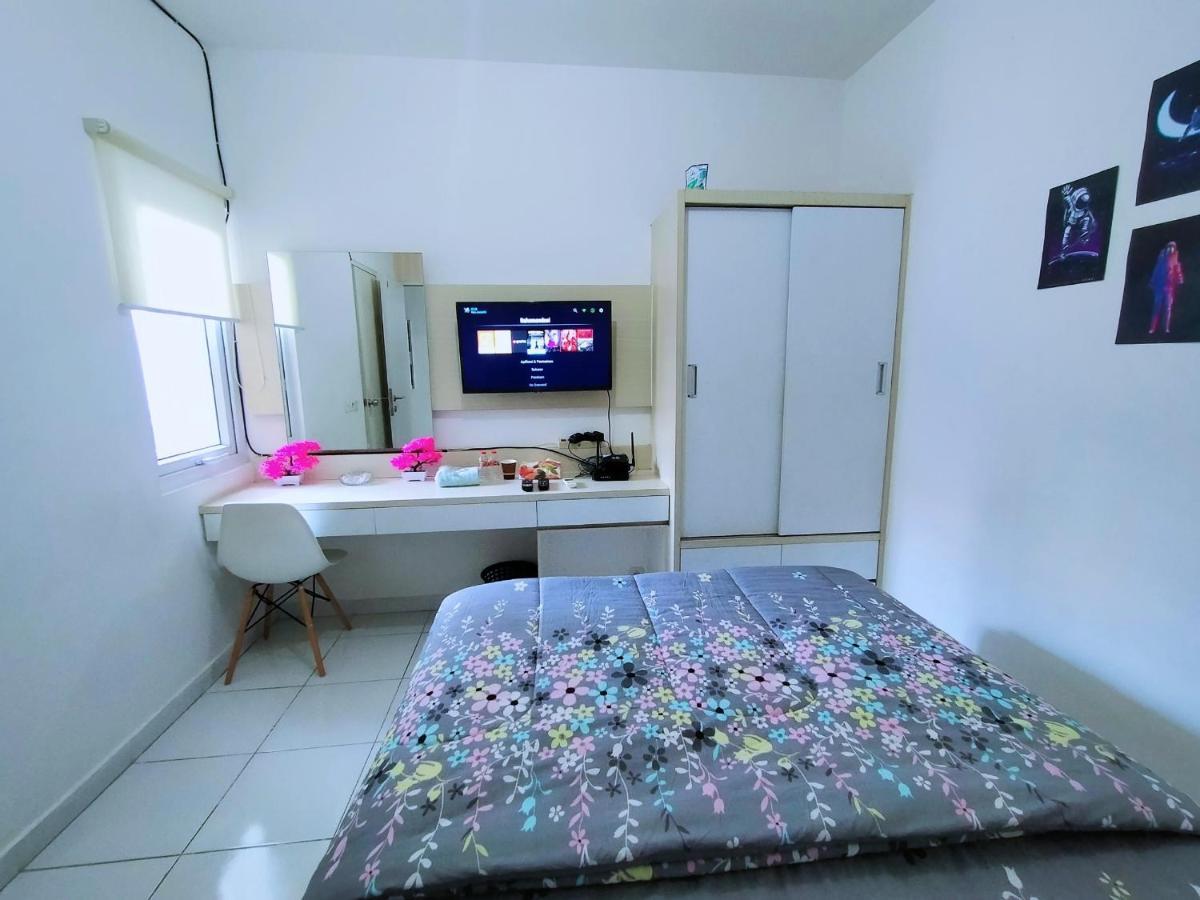 Aero Room Tangerang Bagian luar foto